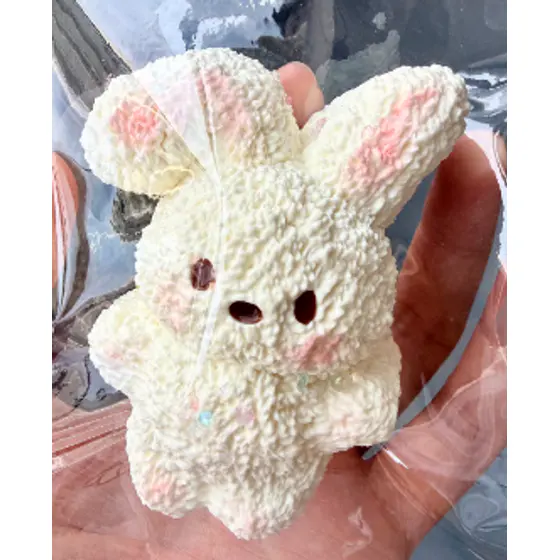 毛绒小兔